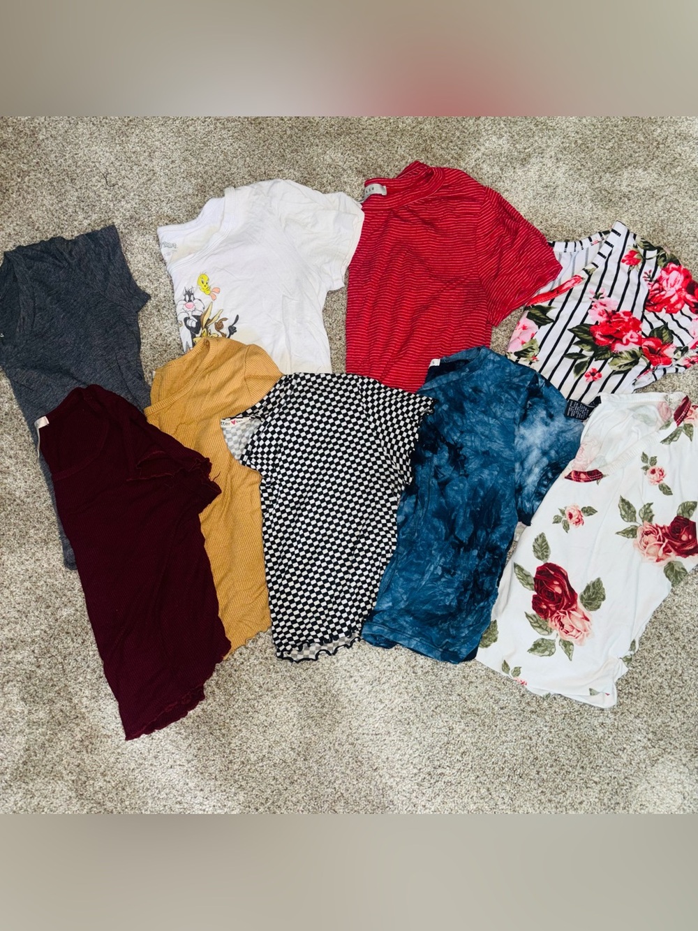 Mixed Women's crop LOT